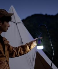 Đèn dã ngoại Naturehike NH20ZM003 có tính năng diệt muỗi