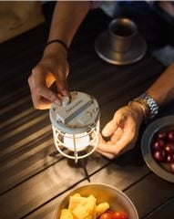 Đèn bão treo lều Glamping Naturehike CNH22DQ008