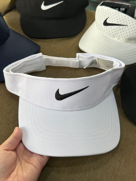  Nón nửa đầu Nike - Trắng 