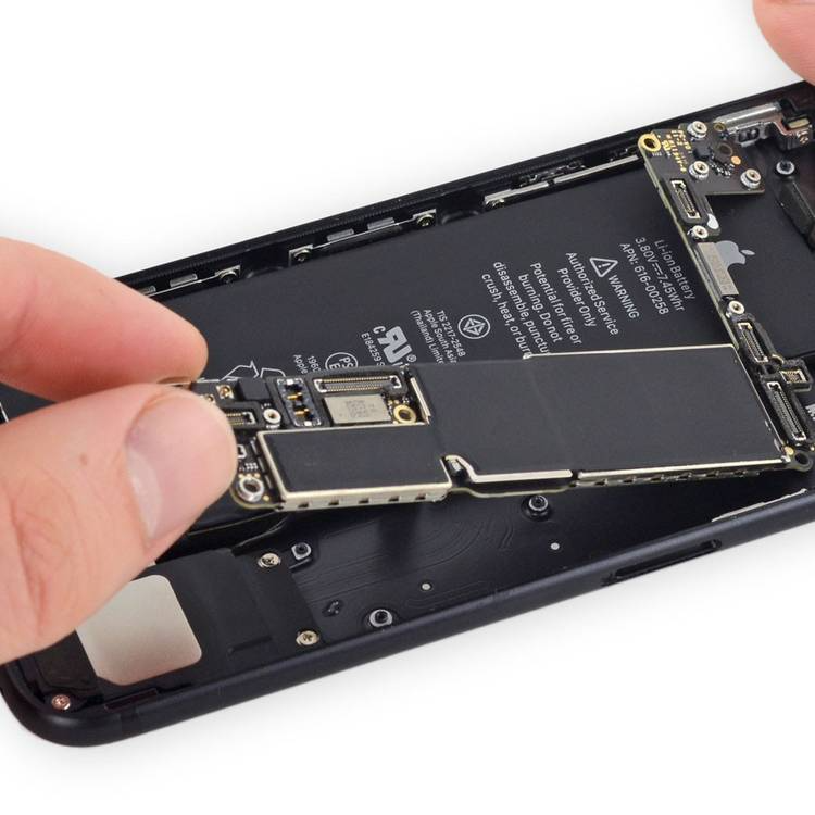  Khắc phục iPhone 7 Plus bị mất nguồn 