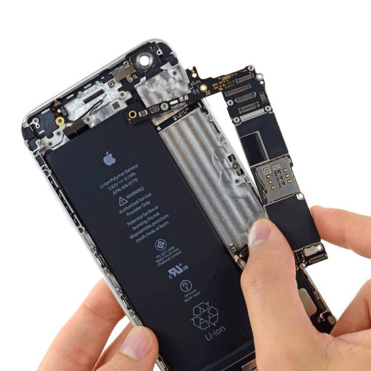  Thay ổ cứng iPhone 7 Plus 