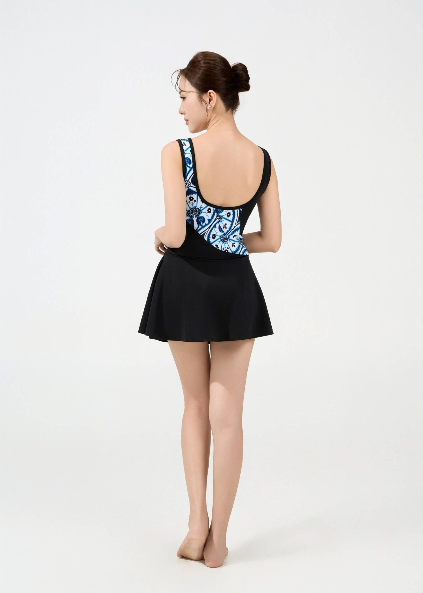  ĐỒ BƠI NỮ XUÂN THU SWIM MỘT MẢNH DÁNG VÁY PHỐI HOẠ TIẾT KIỂU VK07 
