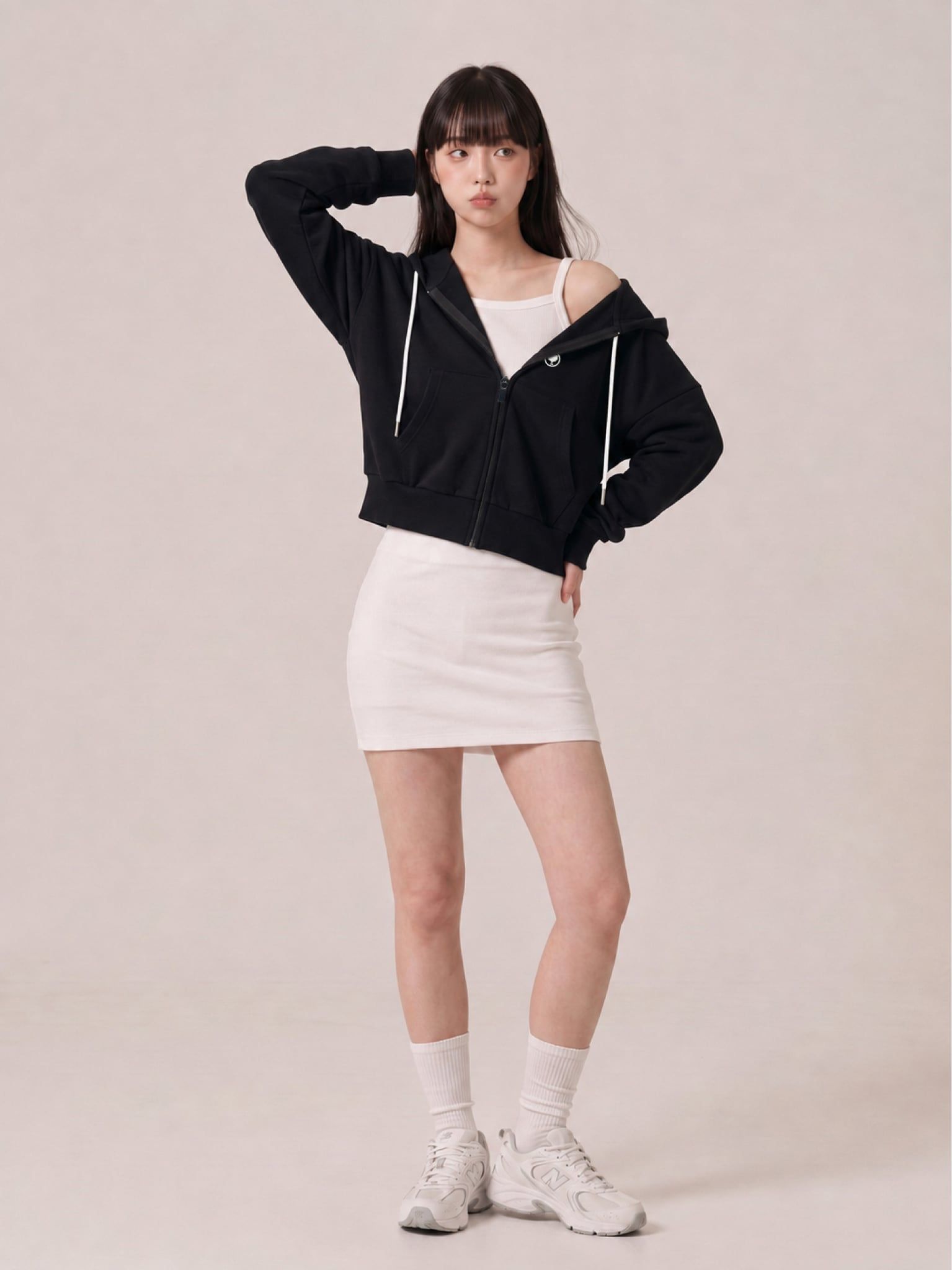 Hoodie Wings Crop Áo Khoác Nữ Chống Nắng Hoodie Wings Crop - Đen
