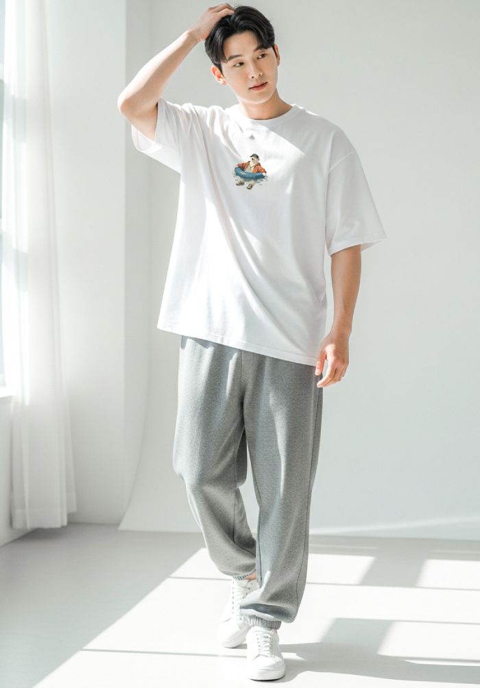 Áo thun hình in nam nữ phom Boxy - Urban Bear Club Collection - Trắng