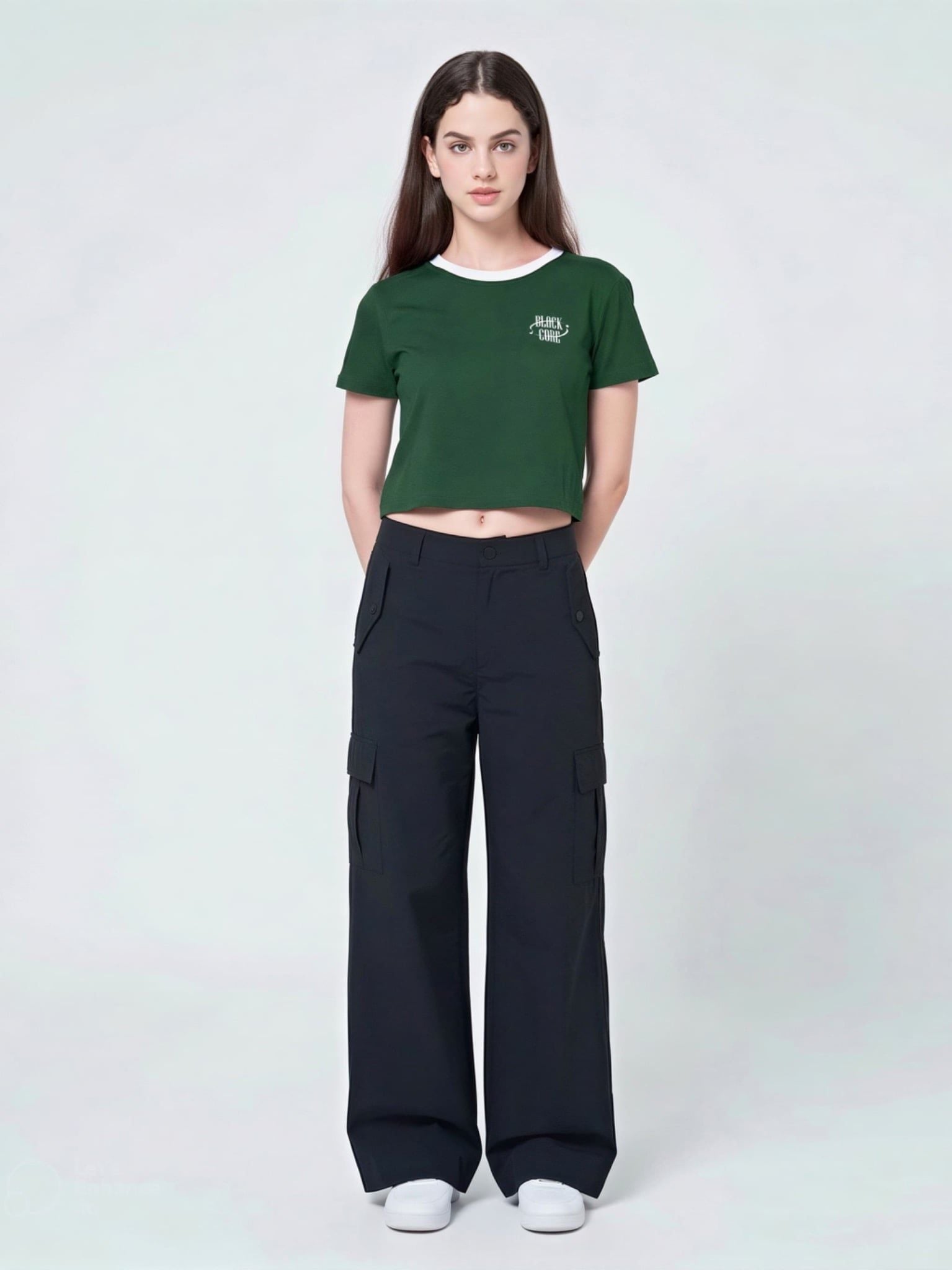 Áo Thun Nữ Tay Ngắn Form Crop LIMEORANGE - Xanh Lá Đậm