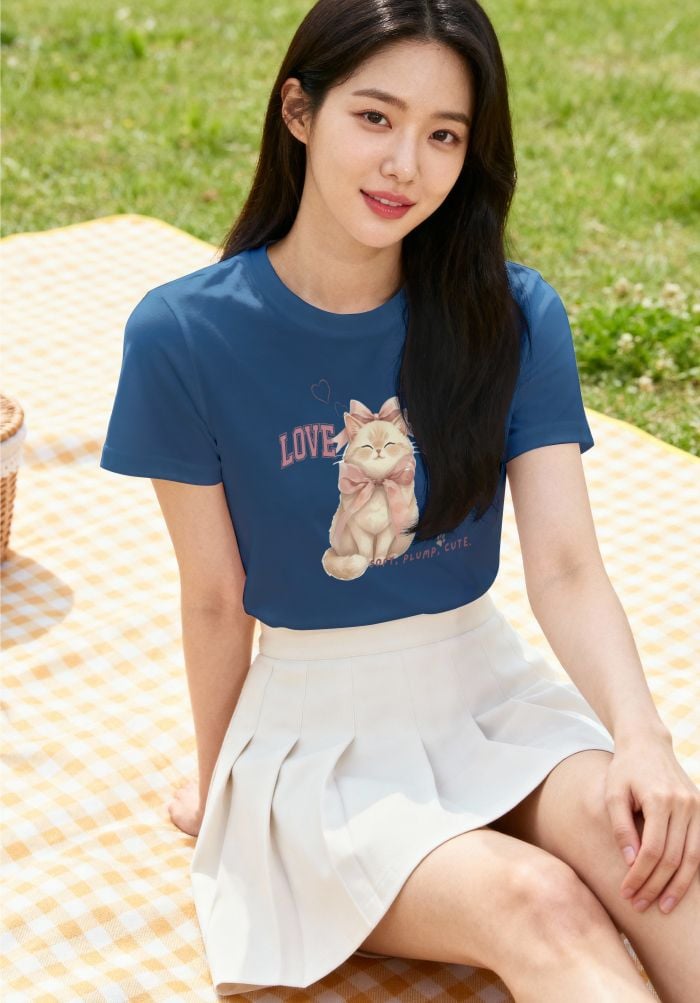 Áo thun hình in nữ - Bloom & Cute T-shirt