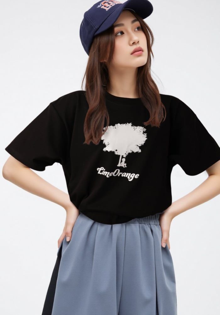 Áo thun hình in Unisex - Unisex Signature Tee - Đen