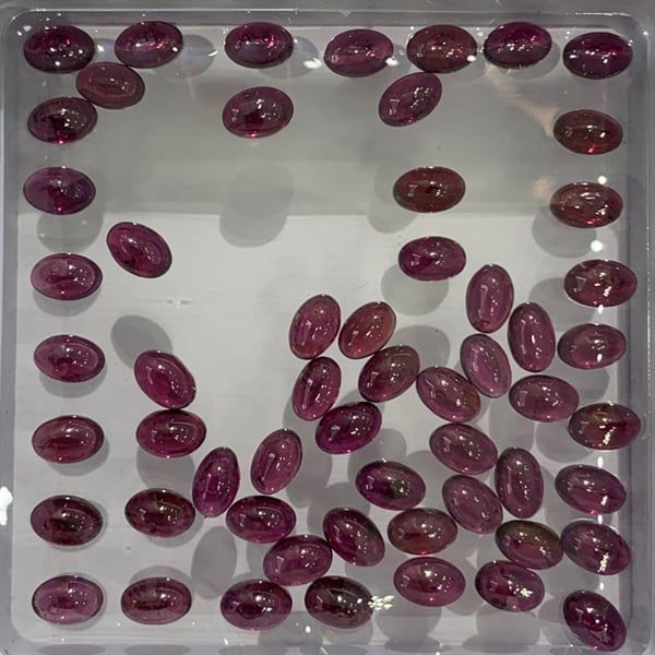  Đá Garnet Tím Oval - 1.0 ct 