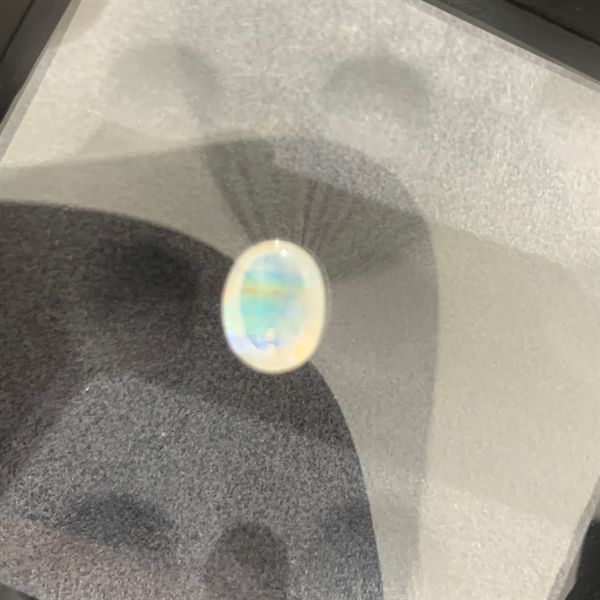  Đá Moonstone - Oval 7x8.6 ly - 1.80 ct 