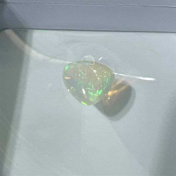  Đá Opal - Oval 11.8x12.7x6.2ly-3.6ct 