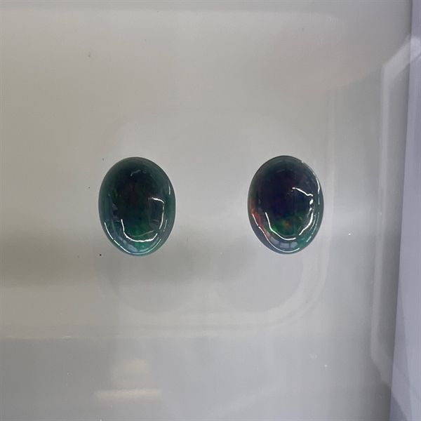  Đá Opal - Oval 7x8.8x3.7ly-0.8ct 