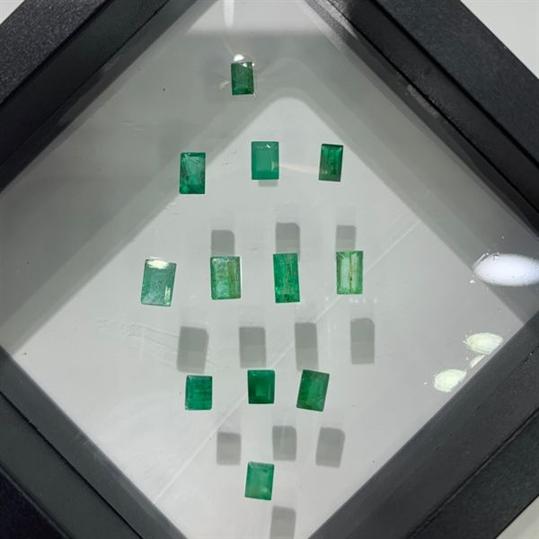  Đá Emerald - 3.2x4.6 ly-0.3ct 
