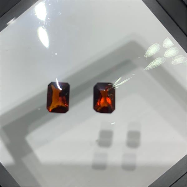  Đá Garnet - Vuông vàng đậm 5x7.3 ly-0.9ct 