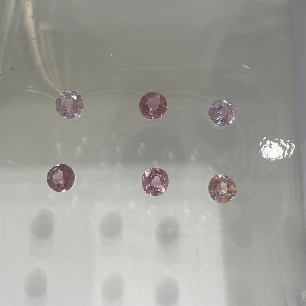  Đá Spinel- Tròn 3.5ly - 0.20 ct 