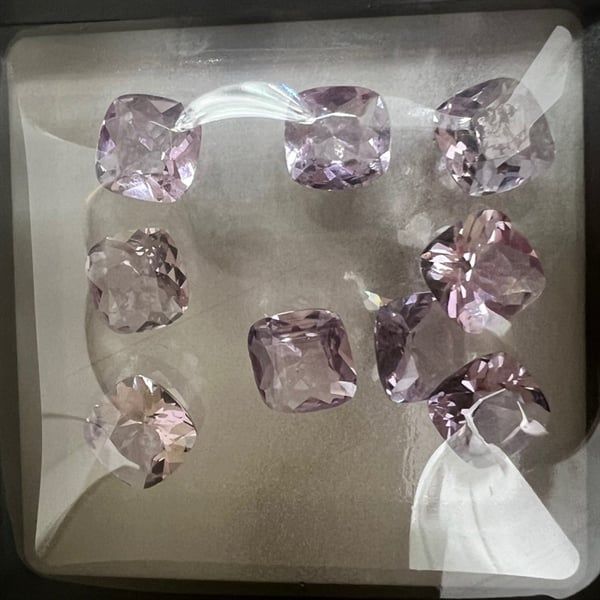 Đá Amethyst-vuông 9x8.8x4.4ly-2.3ct 
