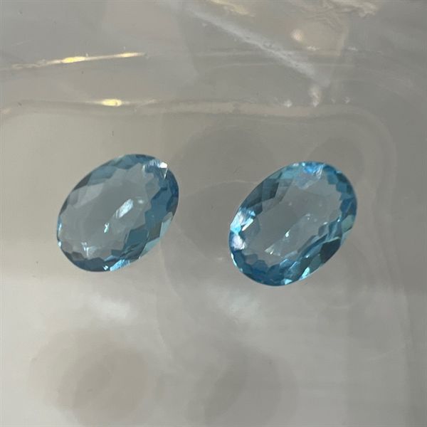  Đá Topaz sweet-Oval 7.9x10.9x4.2ly-2.3ct 