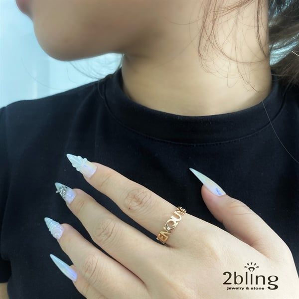  Nhẫn thiết kế 18k(750) - Nhẫn kí tự+ 3 viên xoàn tấm - SP000550 