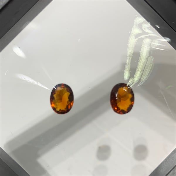  Đá Garnet - Oval vàng đậm 6.5x8ly-1ct 