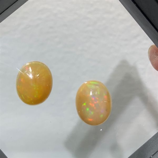  Đá Opal - Oval 10x13.6 ly - 2.80 ct 