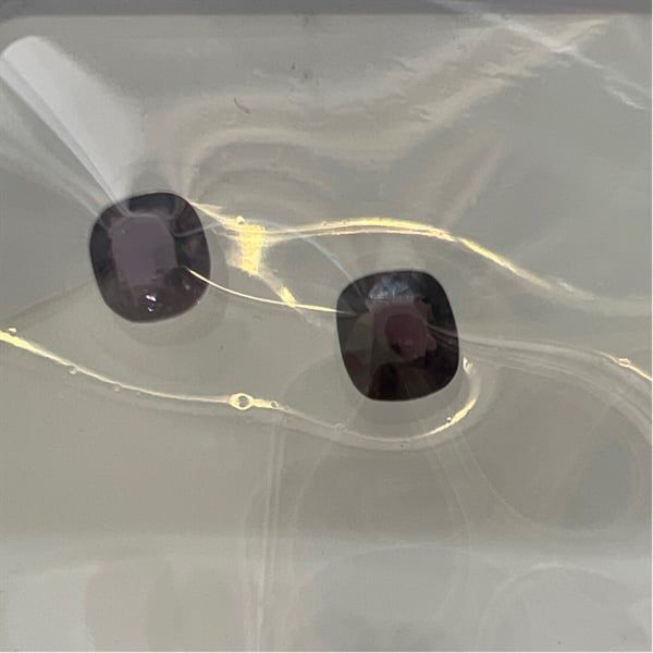  Đá Spinel -Vuông 5x5.4x3.4ly - 0.8ct 