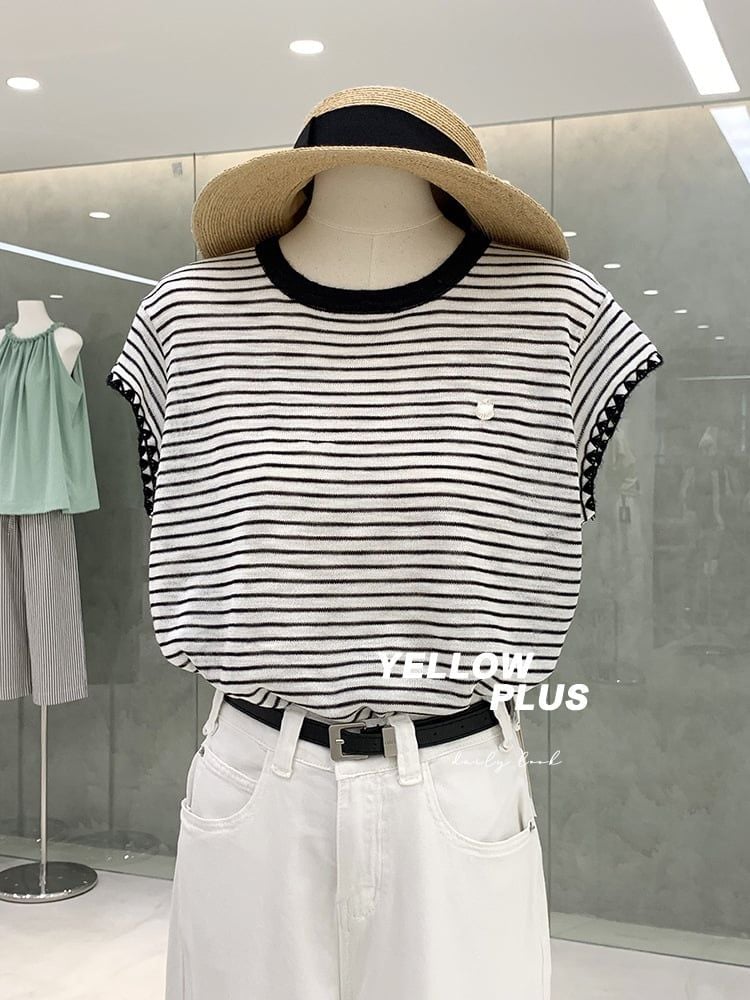  A682-Áo Len Lụa Kẻ Sọc Cổ Tròn Viền Tay 