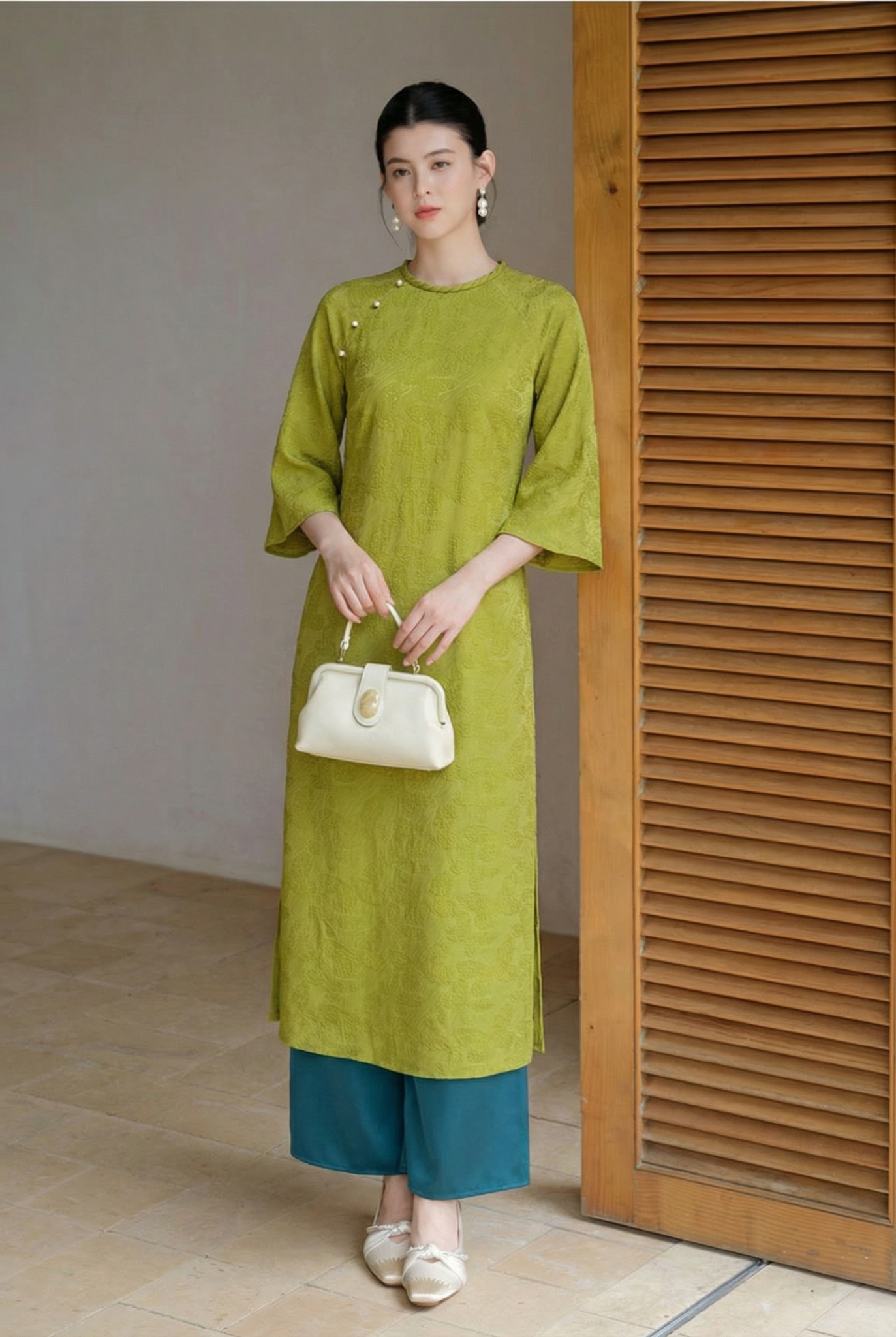  AD09-Áo Dài Hồ Điệp 