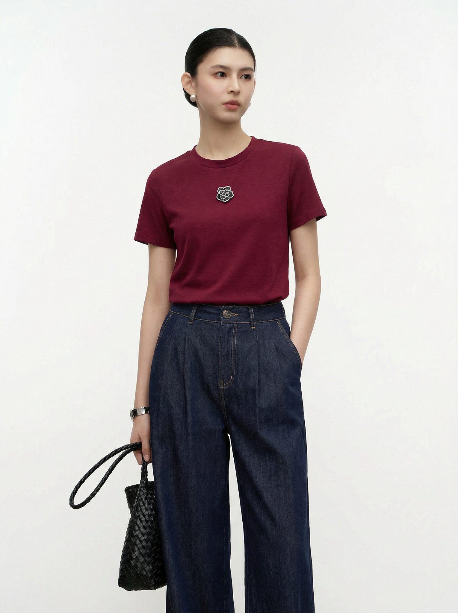  AT22-Áo Thun Lụa Mịn Đính Hoa Hồng 