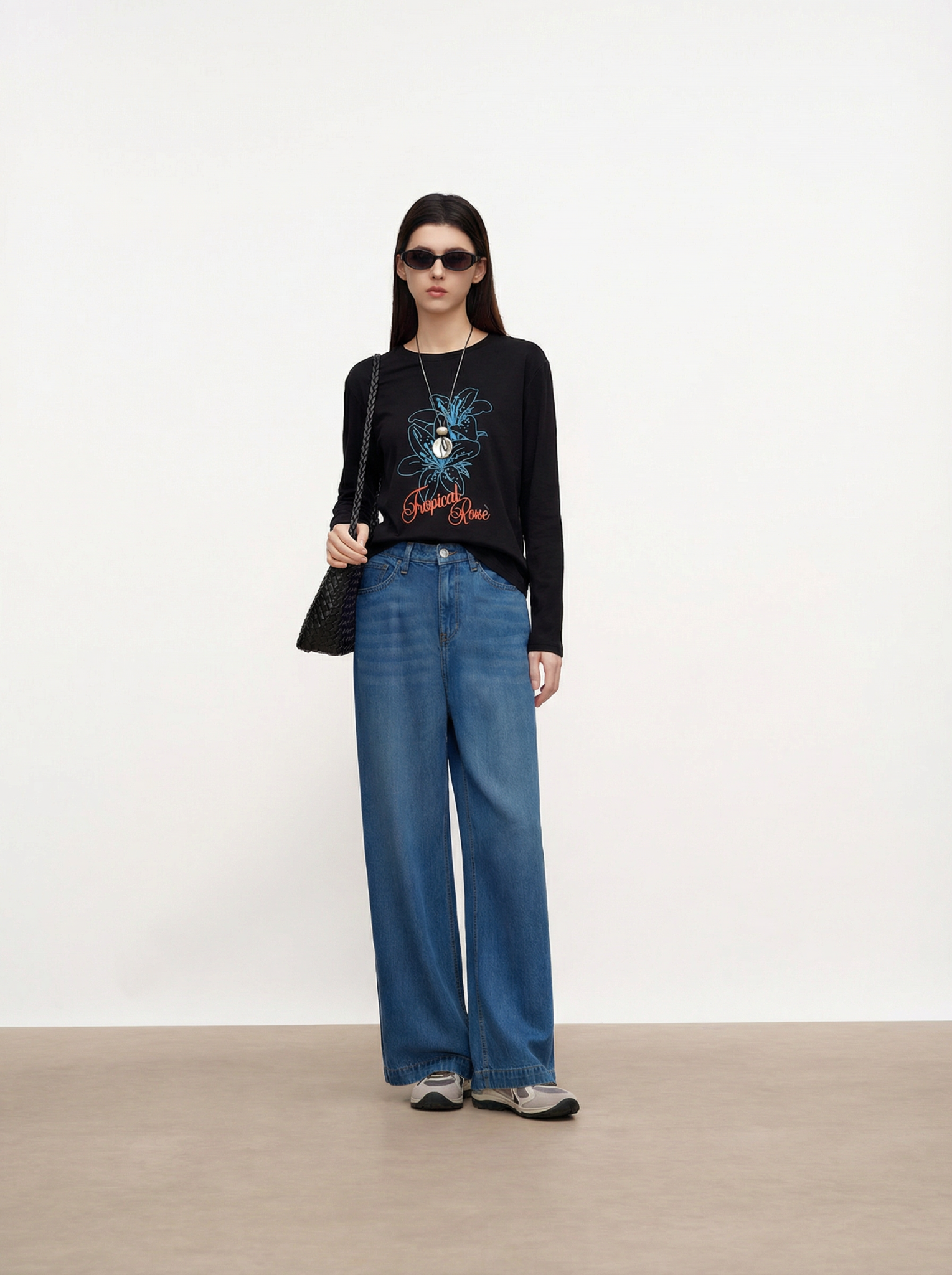  AT48- Áo Thun Cotton  Hoa Ly Tay Dài 