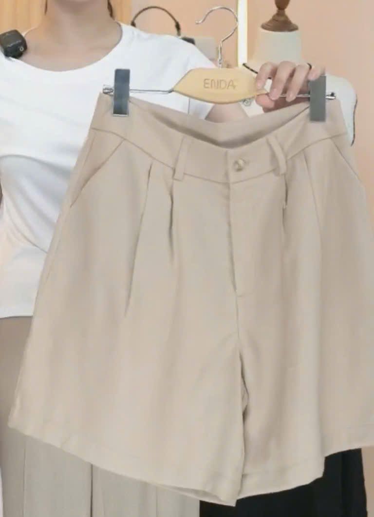  Q329- Quần Short Linen Xếp Ly Eo 