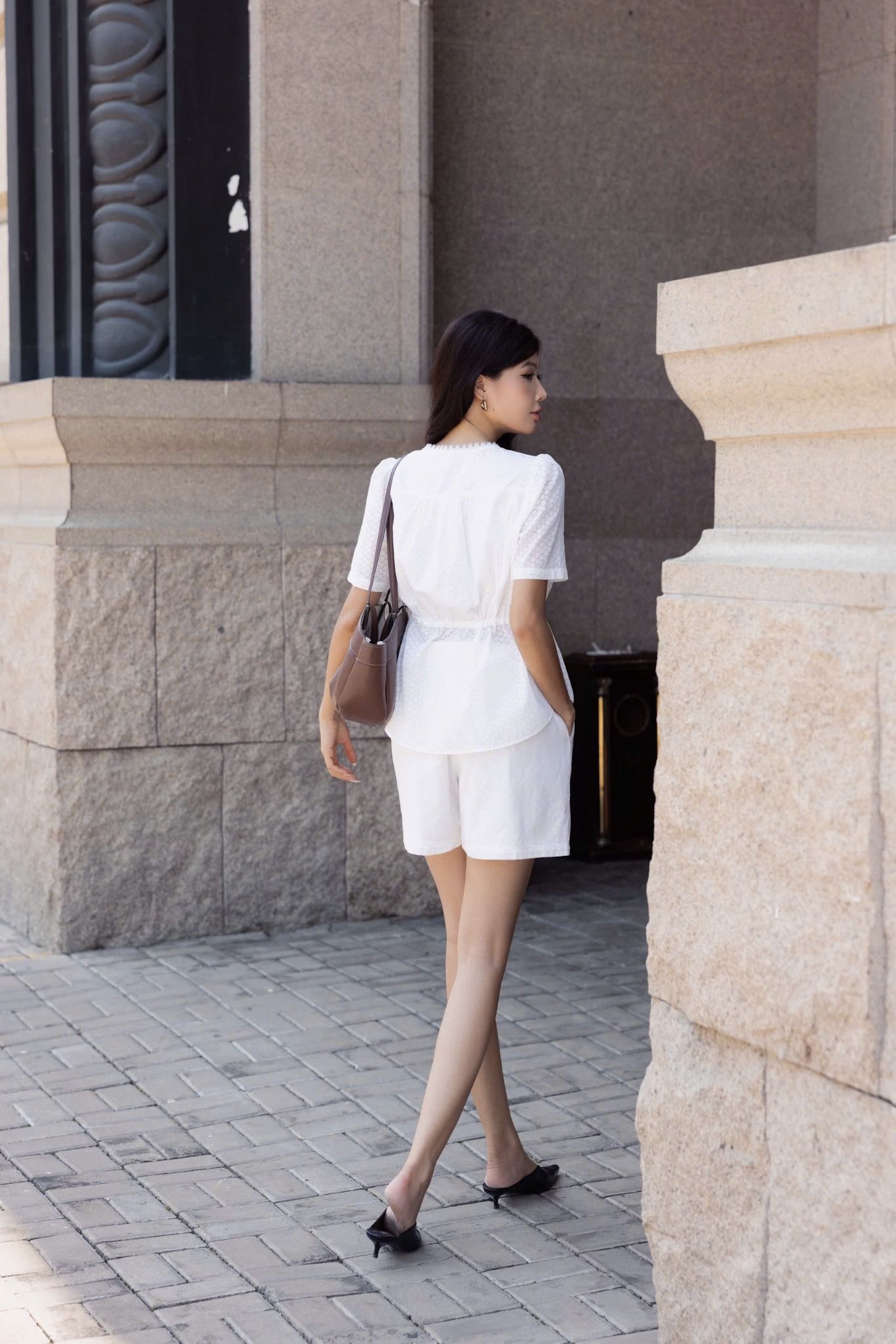  B5- Sét Trắng Hoa Phối Ren 