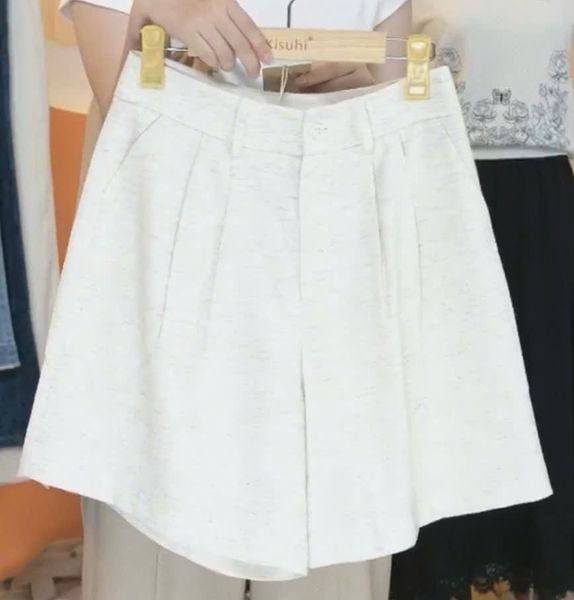  Q329- Quần Short Linen Xếp Ly Eo 