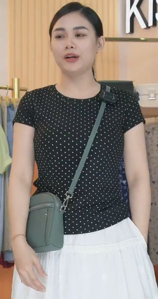  AT46-Áo Thun Lụa Chấm Bi 