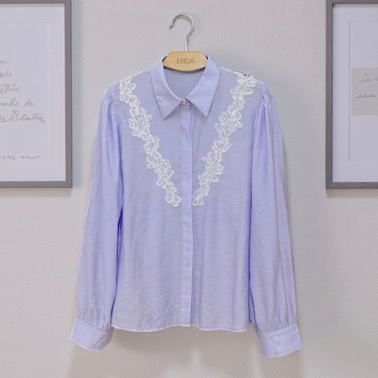  A636- Áo Sơ Mi Modal Tay Phồng Phối Ren 