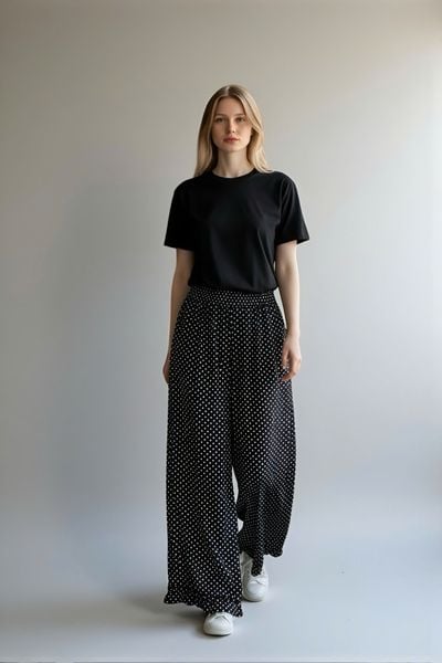  Q350- Quần Cotton Ống Rộng Chấm Bi 