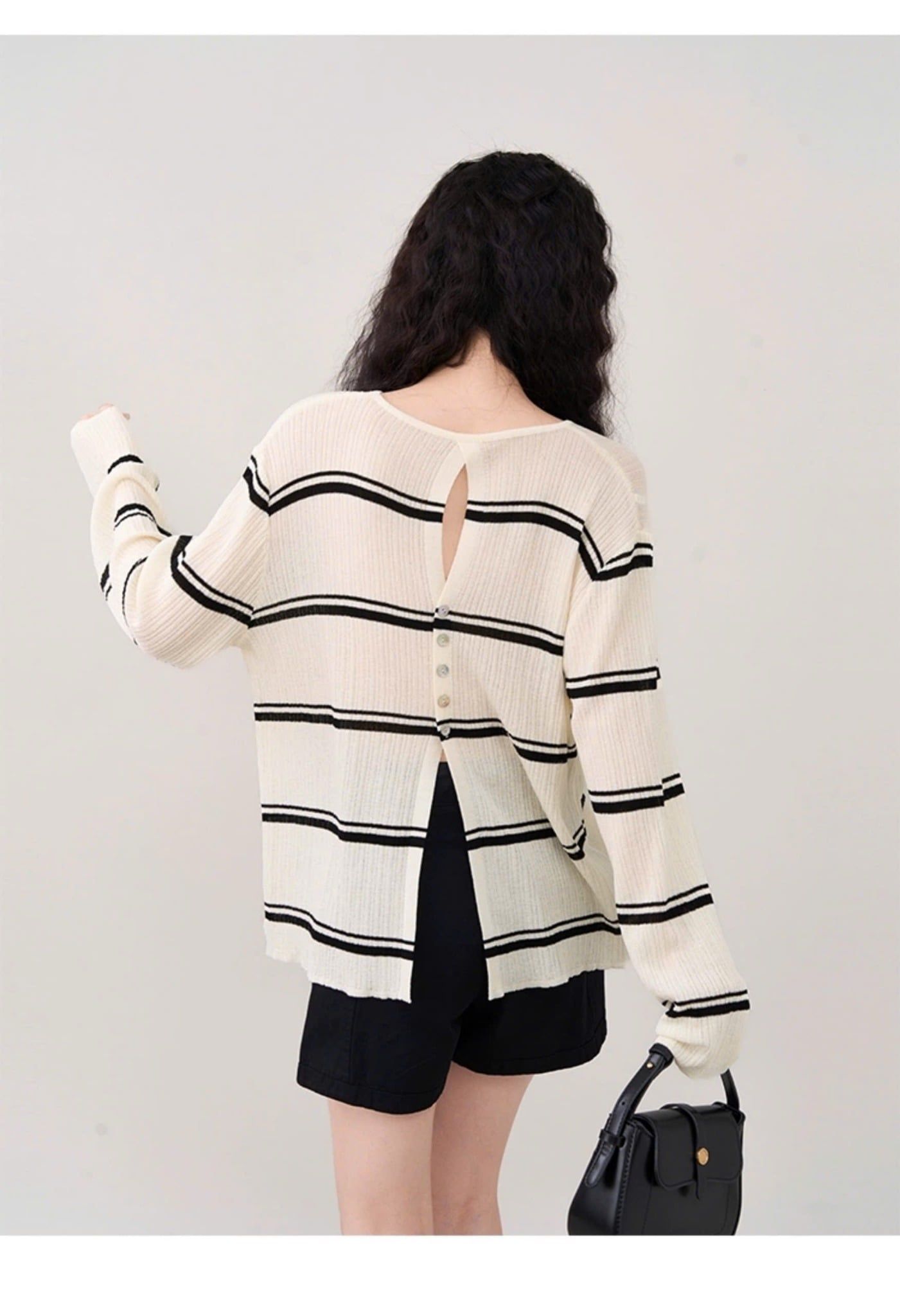  A342-Áo Len Kẻ Sọc Dài Tay Nút Sau 