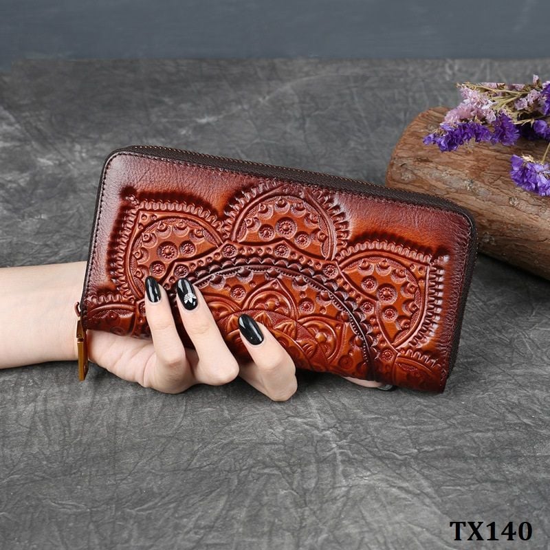  TX140-Ví Cầm Tay Da Thật Khắc Hoa Văn Cổ Điển 