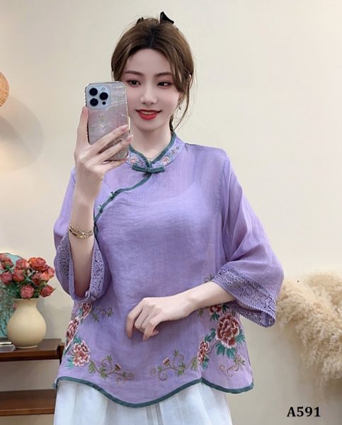  A591-Áo Ramie Nút Xiên Cổ Điển  Thêu Hoa Nghệ Thuật 
