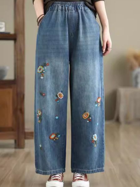  Q176-Quần Jeans Ống Suông Thêu Hoa Lưng Thun 9 Tấc 
