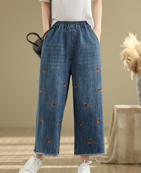  Q192-Quần Jeans Ống Suông Thêu Ong Lưng Thun 9 Tấc 
