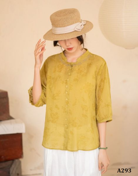 A293-Áo Ramie Thêu Cổ Nền Hoa Lá 
