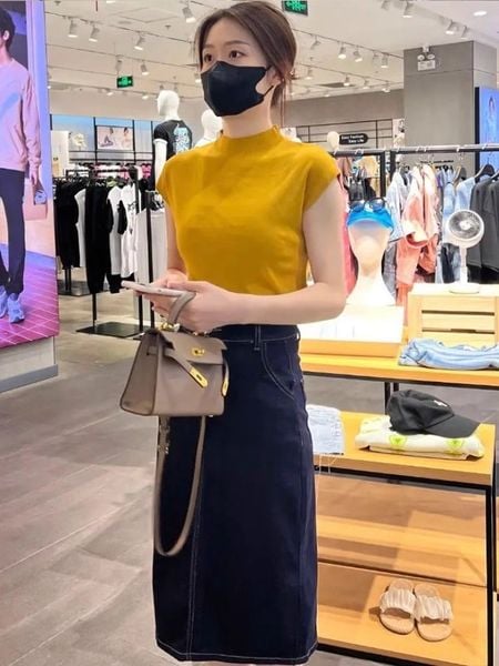  A827-Áo Thun Ngắn Tay Cổ Cao Kiểu Pháp 