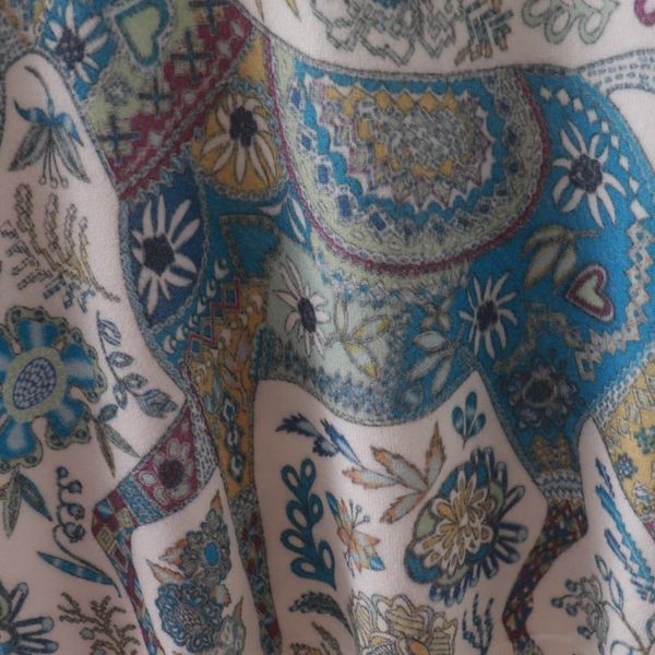  A863-Áo Len Dệt Kim Mã Đáo Bình An 