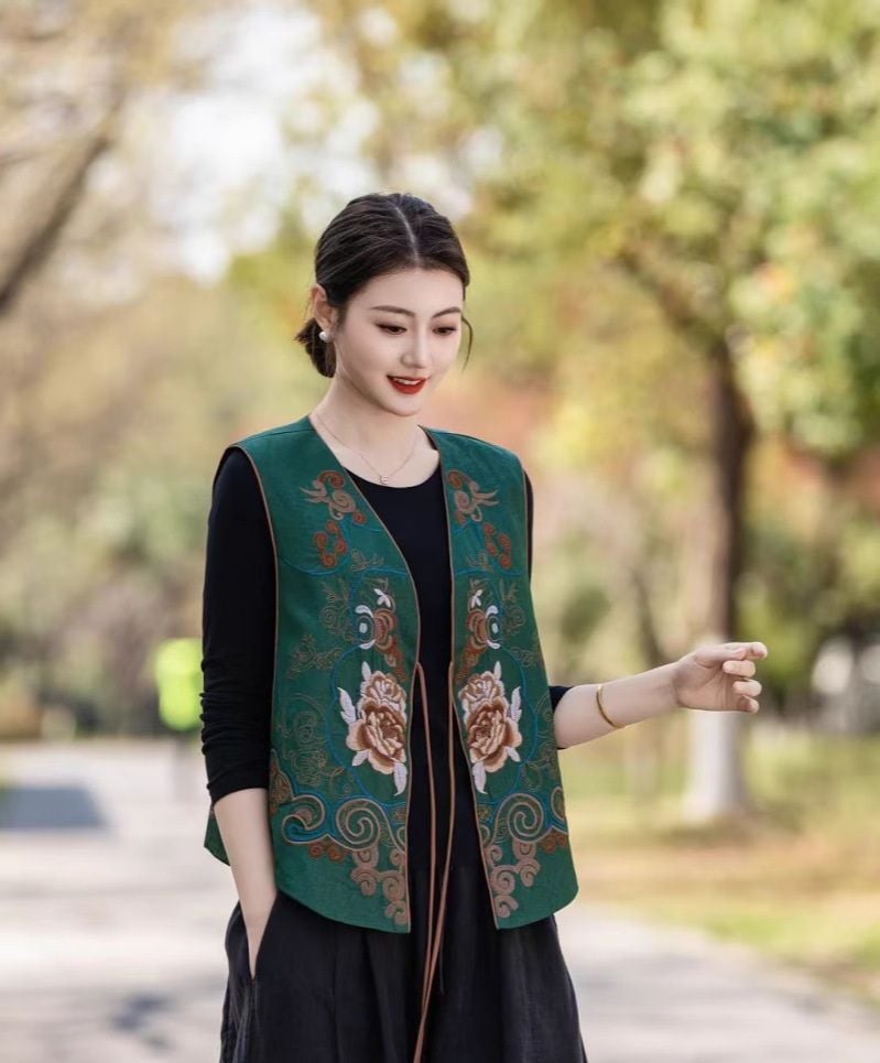  A867-Áo Vest Thêu Hoa Nghệ Thuật Cổ Điển Thanh Lịch 