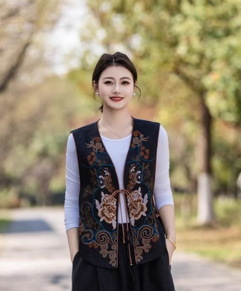  A867-Áo Vest Thêu Hoa Nghệ Thuật Cổ Điển Thanh Lịch 