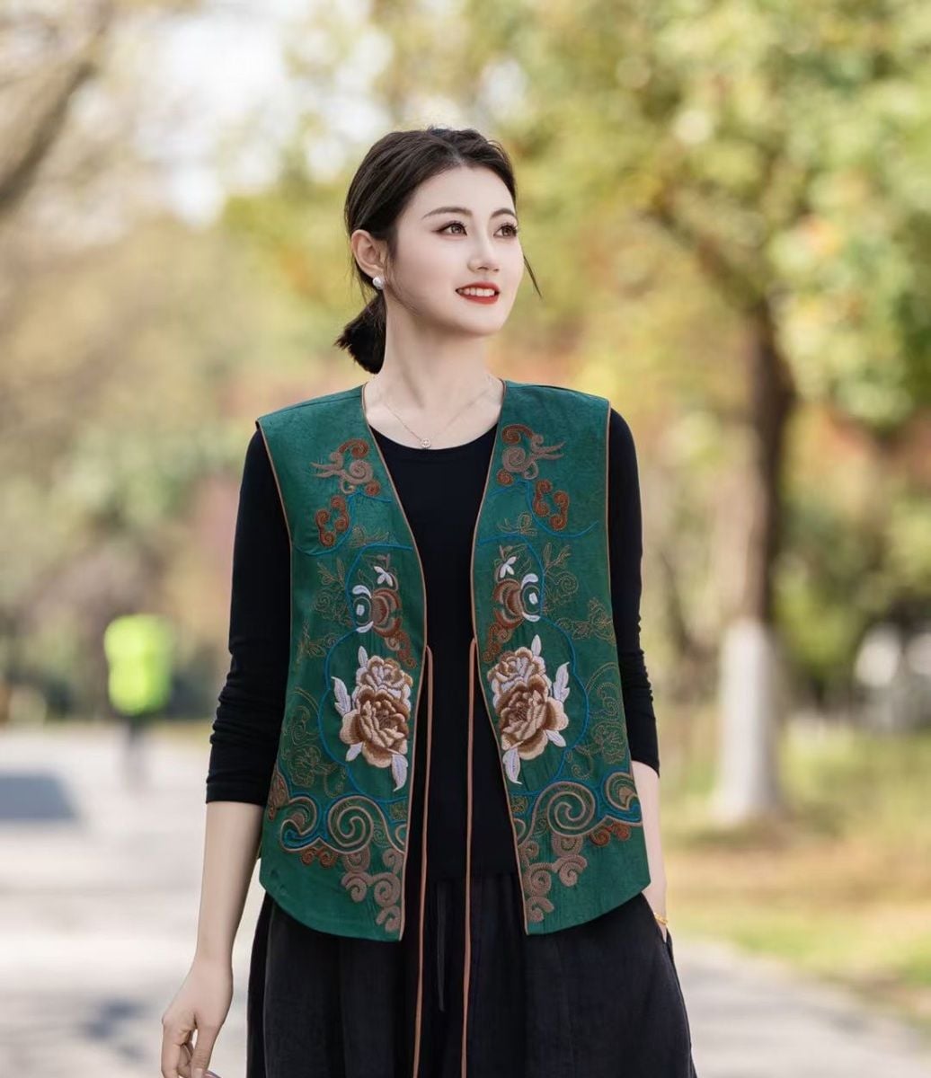  A867-Áo Vest Thêu Hoa Nghệ Thuật Cổ Điển Thanh Lịch 