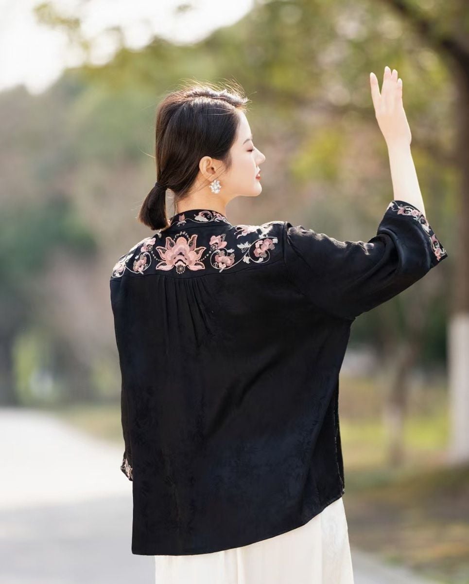  A868-Áo Thêu Hoa Nghệ Thuật Thanh Lịch Tao Nhã 