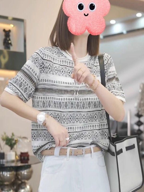  A921-Áo Thun Len Họa Tiết Cổ Điển Nghệ Thuật 