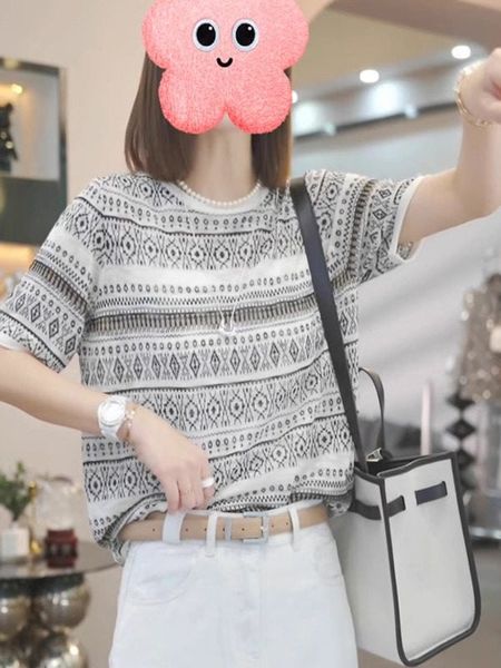  A921-Áo Thun Len Họa Tiết Cổ Điển Nghệ Thuật 