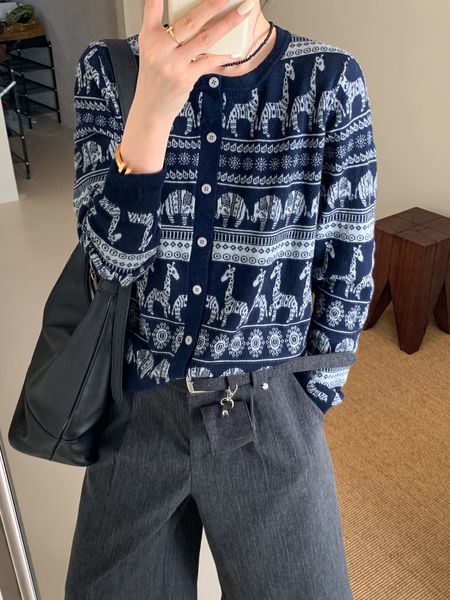  A939-Áo Len Dệt Hươu Cao Cổ Nghệ Thuật Dài Tay Cardigan 