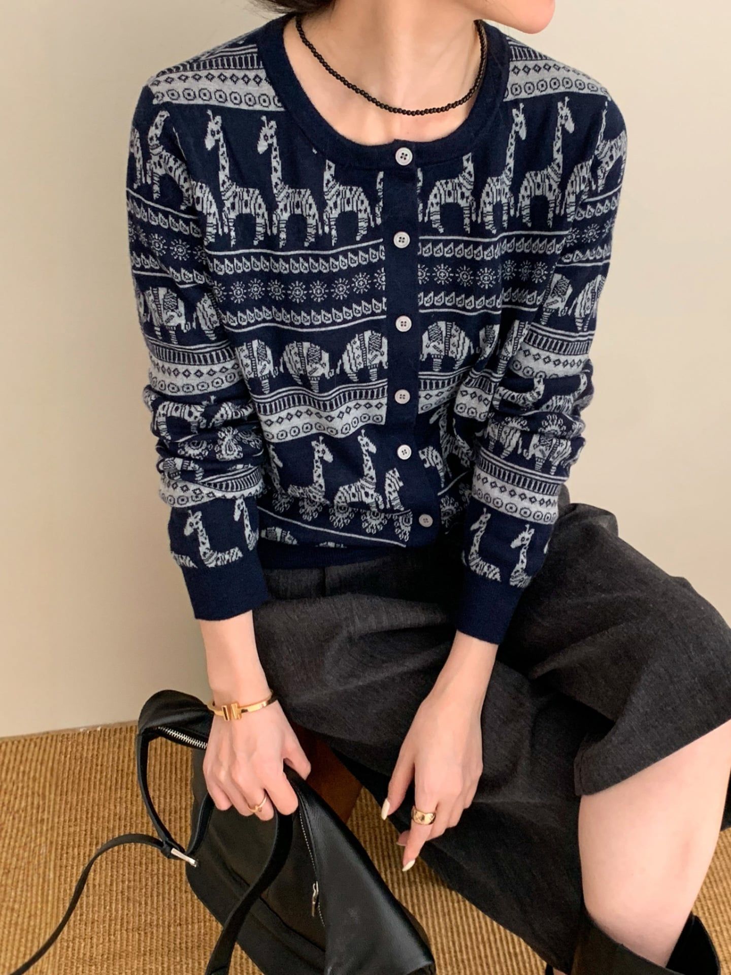  A939-Áo Len Dệt Hươu Cao Cổ Nghệ Thuật Dài Tay Cardigan 